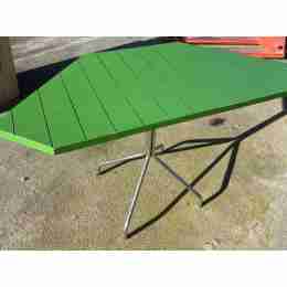 Tavolo angolare verde 138x60x79h cm usato